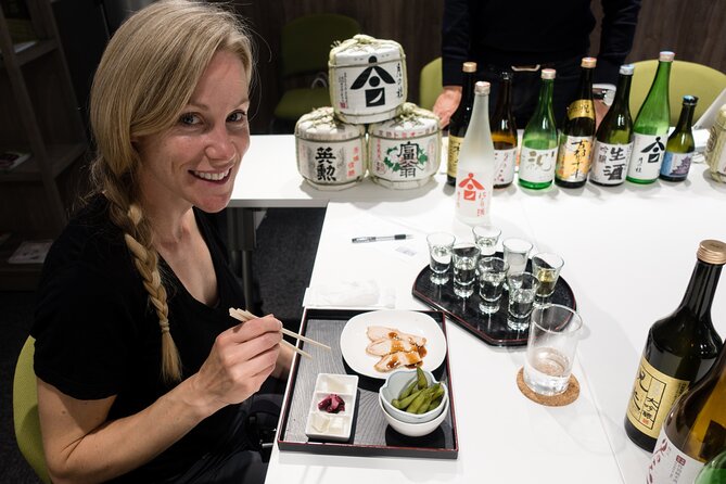 1.5-Hour Kyoto Insider Sake Experience with 7 Tastings & Pairings - Finding the meeting point and planning your arrival