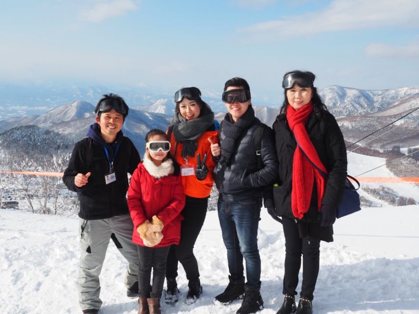1 Day Tour: Snow Monkeys & Snow Fun in Shiga Kogen - Watching the monkeys in their hot spring