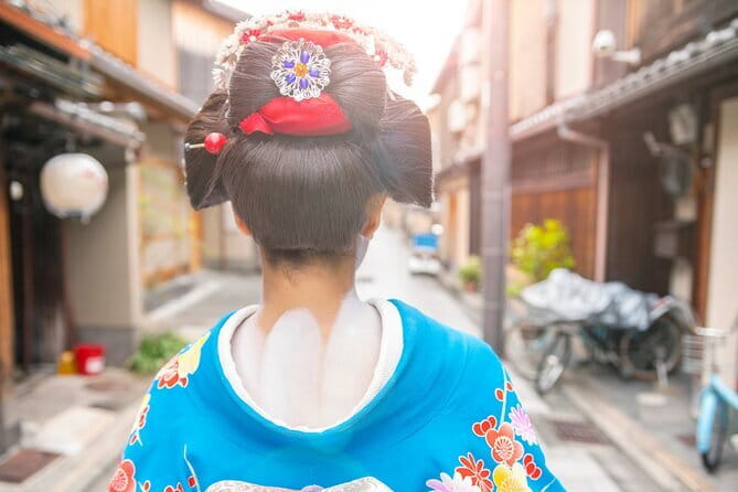 1 Hour Geisha Show in Kyoto - Optional kimono rental before the show