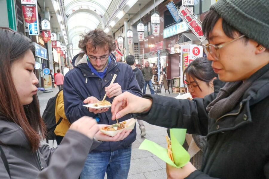 5-Hour Osaka Highlights Bike Tour with Lunch - Osaka Museum of Housing and Living: a useful history lesson