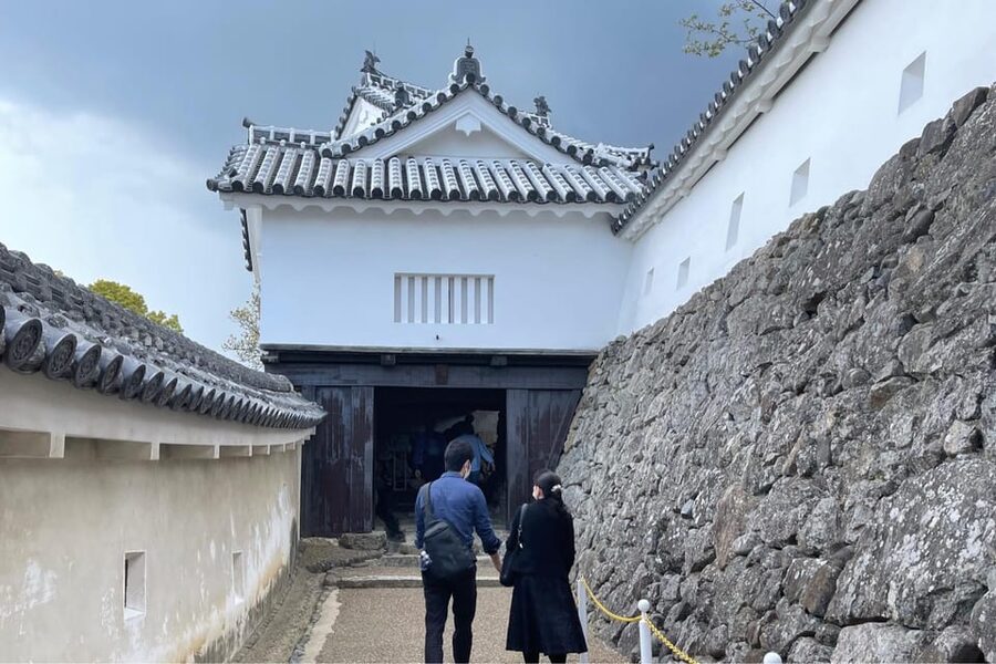 Best of Himeji Castle: 3hr Tour with Licensed Guide - Koko-en Garden: a calmer 35-minute finale
