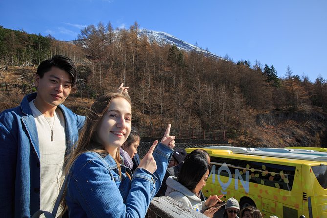 Discover Mt. Fuji 5th Station & Kawaguchiko Sightseeing Day Tour - Lake Kawaguchiko and the optional boat ride