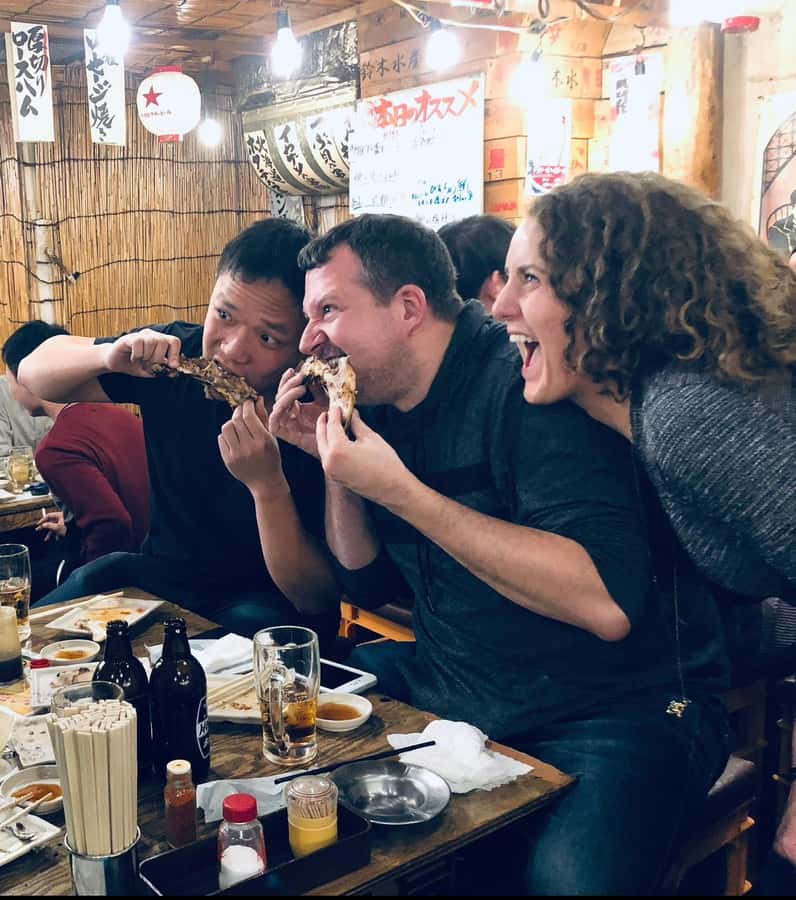 Eat/Drink like a LOCAL-Taverns & Ramen - Meeting Aki beside Ueno Station