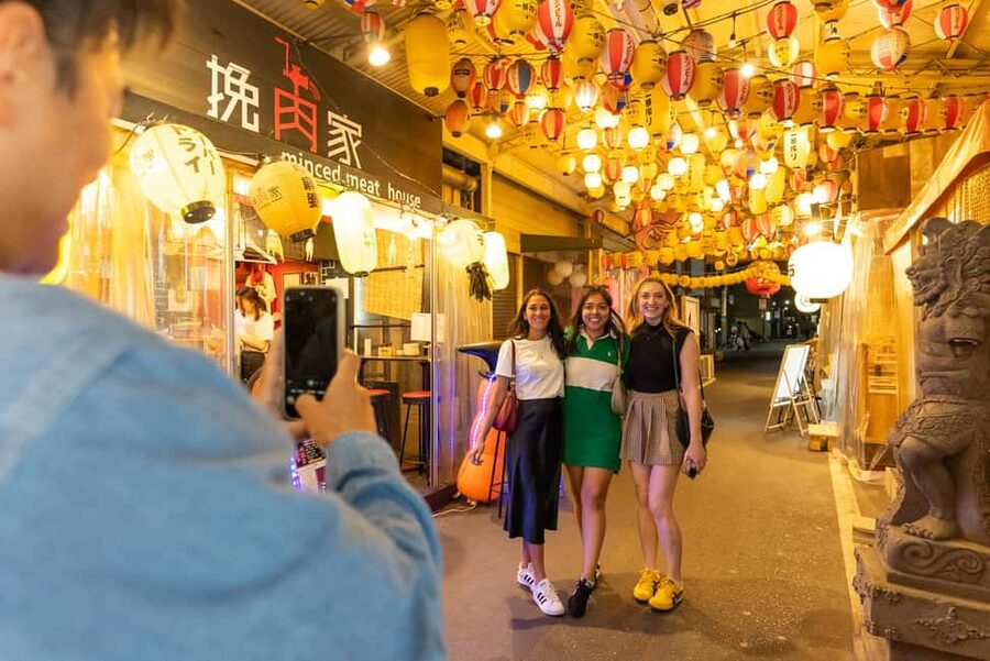 Eat Our Favorites! Osaka’s Backstreet Dining - Ramen finishes the meal with real weight