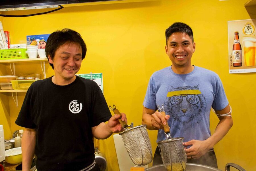 Exclusive Tokyo Ramen Kitchen Experience - Entering the Award-Winning Ramen Shop
