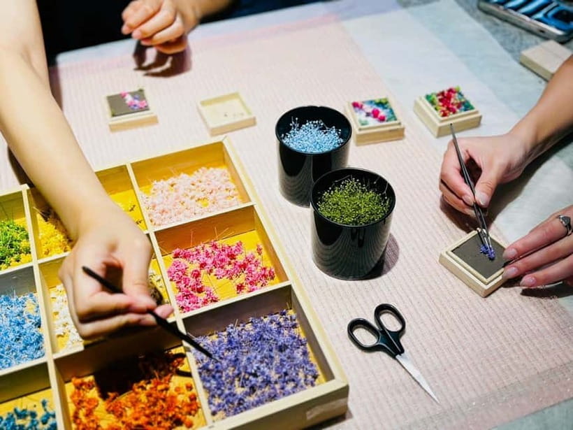 Experience Crafting a Flower-Adorned Mini Japanese Garden - What the feedback tells you about the mood