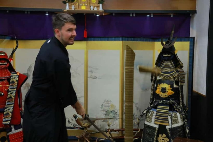 Experience Samurai and traditional Culture to the fullest - Samurai calligraphy and words of farewell