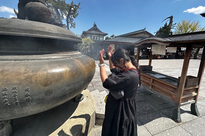 Food & Cultural Walking Tour around Zenkoji temple in Nagano - Sake, soy sauce beans, and miso