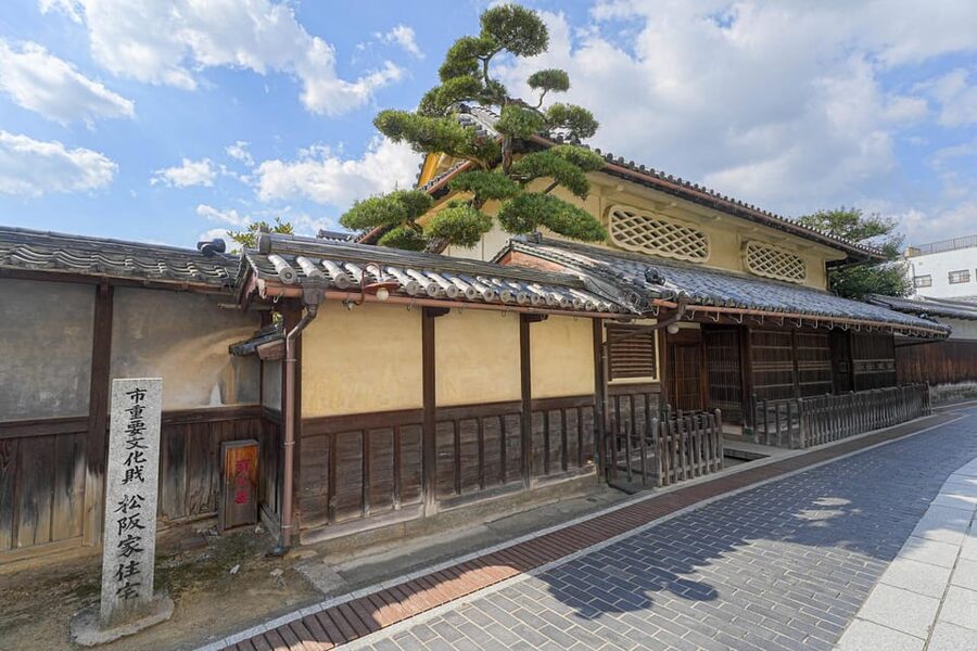 From Hiroshima: Rabbit Island and Takehara Town Tour - What to do during your free island time