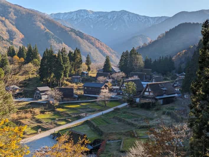 From Kanazawa: Shirakawa-go, Gokayama and Wood Carving Art - Starting from Kanazawa Station