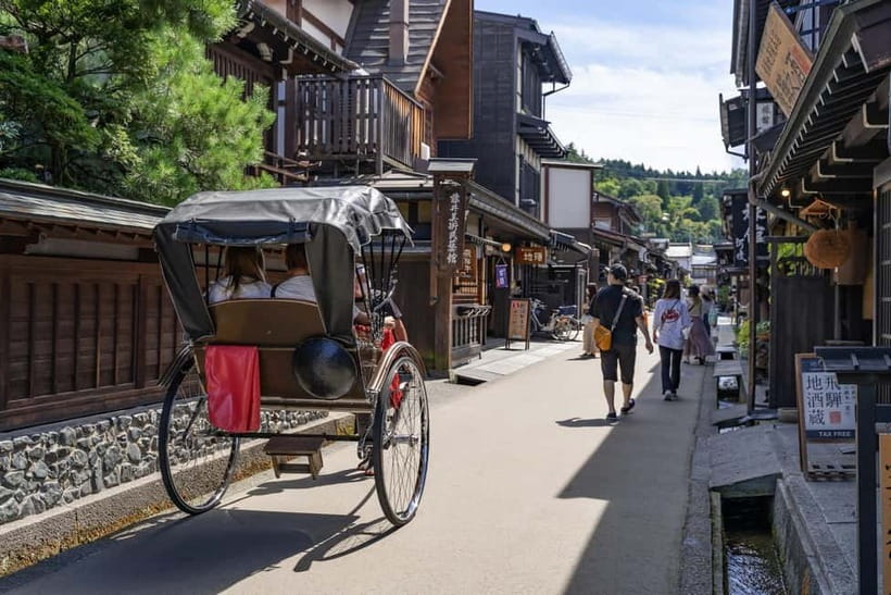 From Nagoya: Gujo, Hida Takayama, and Shirakawa-go Day Tour - Should you book it?