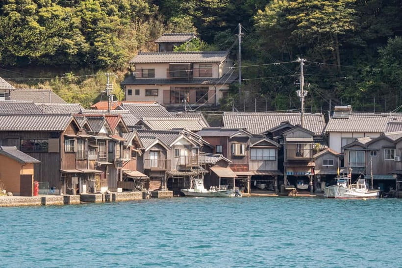 From Osaka/Kyoto: Amanohashidate Day Tour【Including tickets】 - The guide and language question