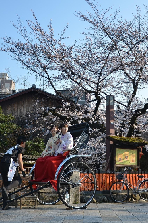 From Osaka: Private Customized Day Tour to Kyoto - Gion and Yasaka Shrine in the same neighborhood