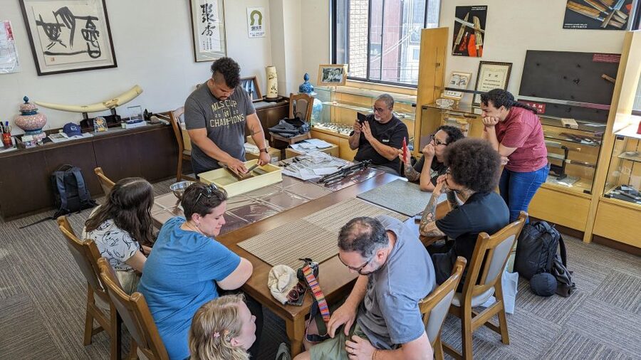 From Osaka: Sakai Knife Maker or Blacksmith Walking Tour - Wednesdays: the De Sakai blacksmith experience