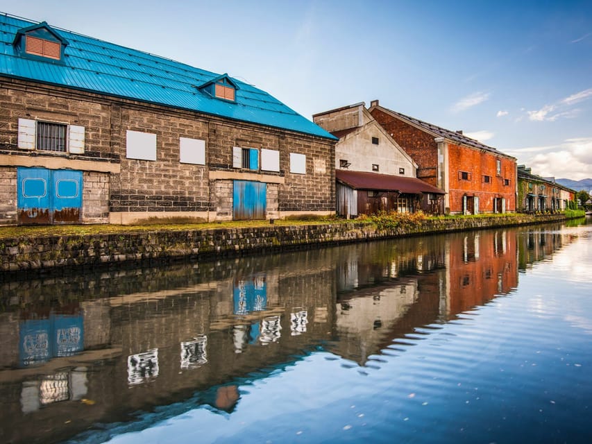 From Sapporo: Private Day Trip to Otaru - Handmade glass and the Music Box Museum