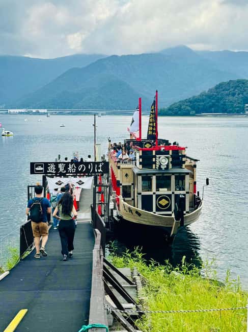 From Tokyo: Full-Day Mount Fuji Tour in English or Spanish - Honcho Street, where the town frames Mount Fuji