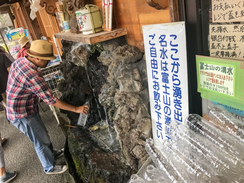 From Tokyo: Mount Fuji Full-Day Sightseeing Trip - Guides, communication, and the pace