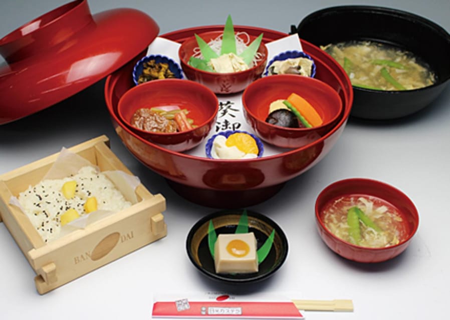 From Tokyo: Nikko Toshogu Day tour with Traditional Lunch - Is the $90 price good value?