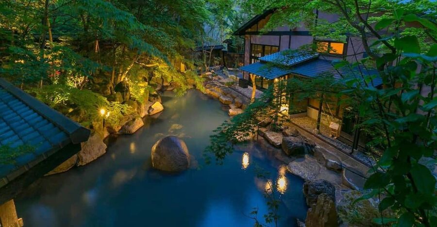 From Tokyo: Private Tour to Fuji/Hakone - Onsen, Art, Nature - Finding Mount Fuji at the viewpoints