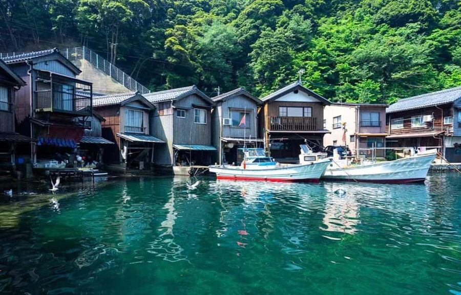 FromOsaka/Kyoto:Hiroshima & Miyajima Private Tour with Lunch - The long ride from Osaka or Kyoto