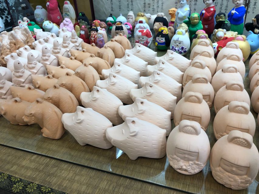 Fukuoka: Hakata Doll Painting Experience - Entering the Hakata Doll Shop