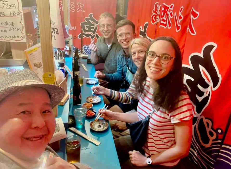 Fukuoka: Nakasu Food Stall Private Guided Tour with Tastings - Practical advice for a smoother night