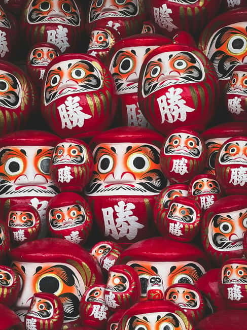 Get to know Minoo from Osaka. Katsuoji Temple, Ryuanji Waterfall and Ryuanji Temple - Katsuoji Temple and its daruma tradition