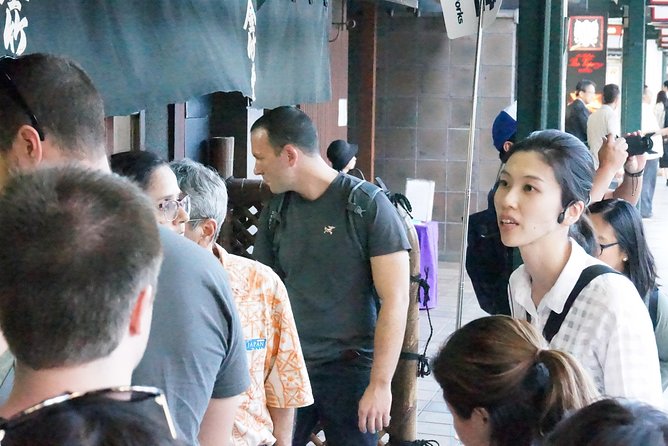 Gion Walking Tour by Night - The chance of seeing geiko and maiko