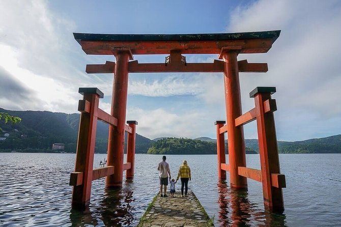 Hakone 6 hour Private Tour with Government-Licensed Guide - Price, transport, and the real value