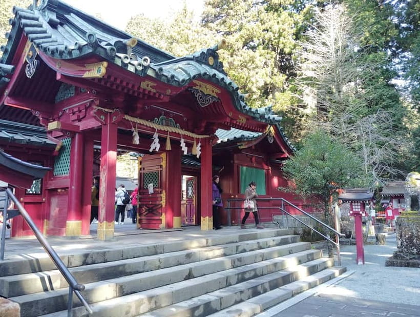 Hakone Adventure: Explore Nature’s Beauty and Tranquility - The guide makes the transport puzzle easier