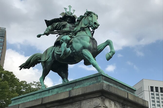 Half-day Tokyo Afternoon Tour by Hato Bus - A quick look at traditional theater and old Tokyo