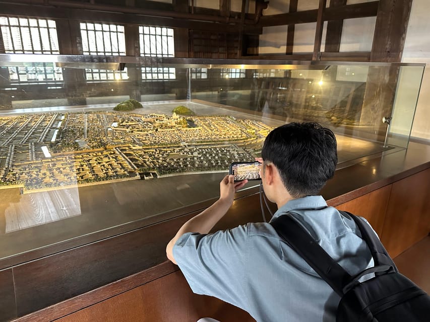 Himeji: Himeji Castle Guided Tour – UNESCO Heritage - Stories, secrets, and useful questions