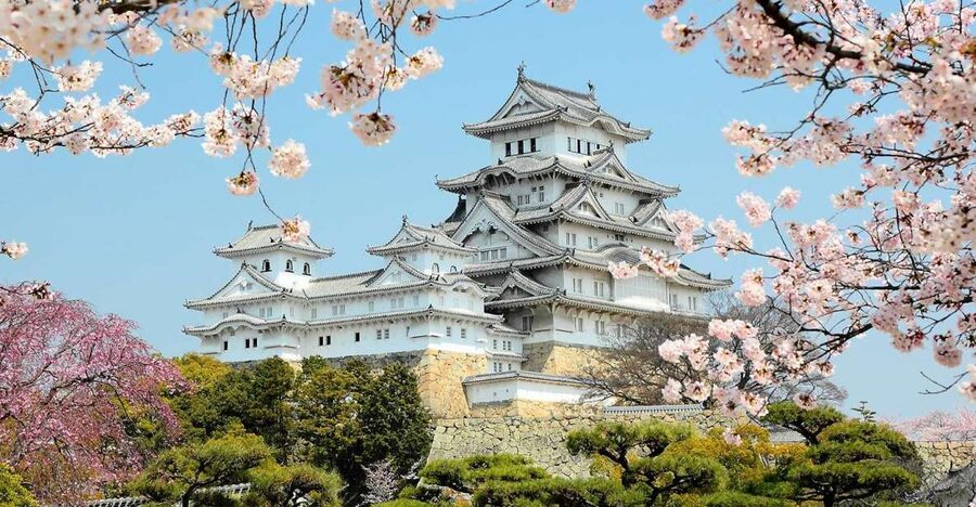 Himeji: Private Customized Tour with Licensed Guide - Key points at a glance