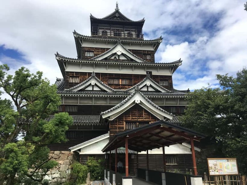 Hiroshima: City and Miyajima Bike and Boat Tour - Starting with Peace Park and the A-bomb Dome
