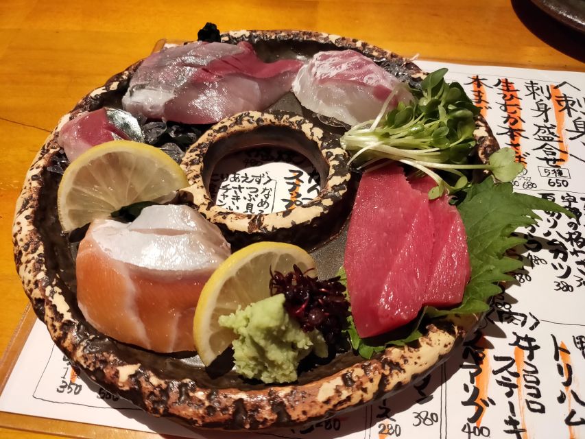 Hiroshima: Food and Culture Guided Walking Tour with Dinner - What the guides add