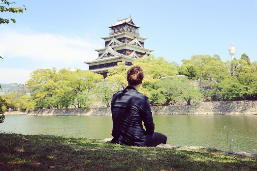 Hiroshima: Hidden Gems and Highlights Private Walking Tour - Okonomiyaki, oysters, curry, and sake