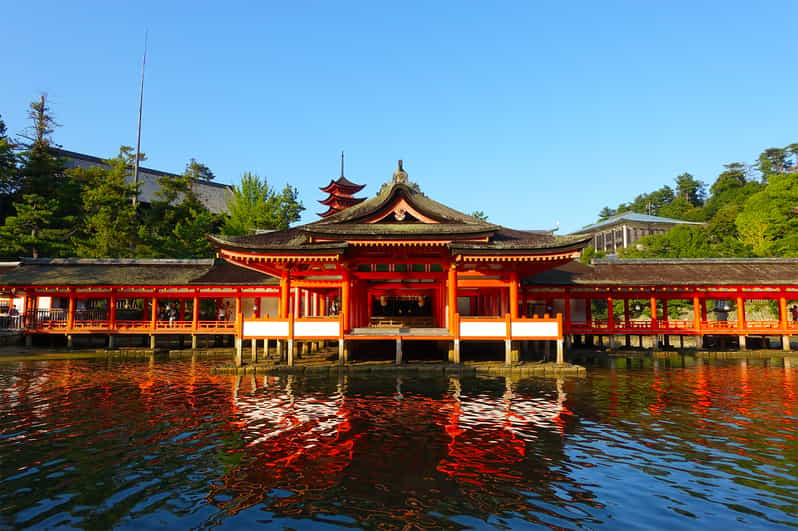 Hiroshima & Miyajima: Full-Day Private Tour & Licensed Guide - Starting at Hiroshima Peace Memorial Park