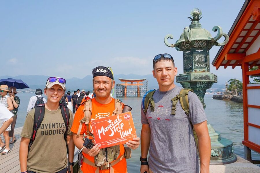 Hiroshima: Miyajima Half-day Historical Walking Tour - Lunch with oysters and momiji dumplings