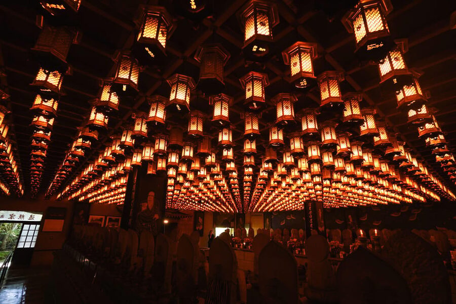 Hiroshima: Miyajima Half-day Historical Walking Tour - Miyajima Museum and island life