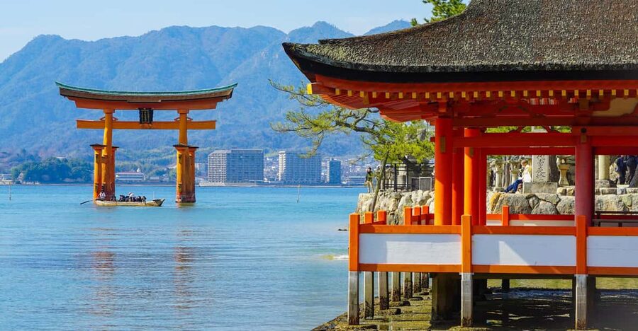 Hiroshima: Miyajima Half-day Historical Walking Tour - Getting to Miyajima from Hiroshima