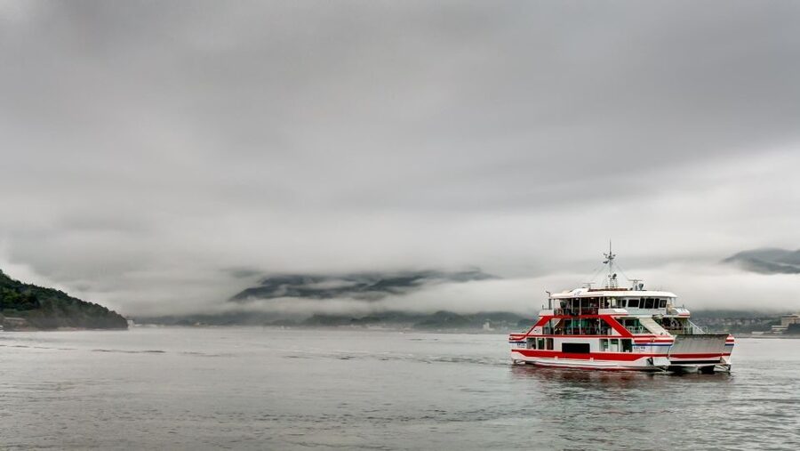 Hiroshima: Miyajima Peace Memorial Icons of Peace and Beauty - Lunch, local sweets, and an hour to wander