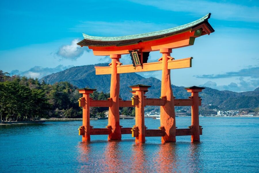 Hiroshima to Miyajima: Private Custom Tour with Ferry Ride - Quiet lanes, temples, and local corners