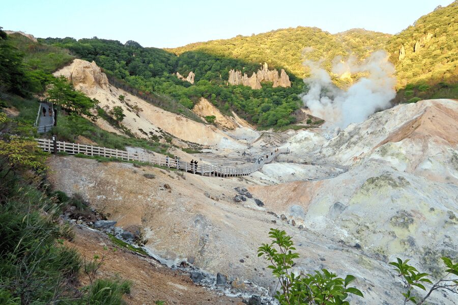 Hokkaido│Noboribetsu & Lake Toya Tour with Ropeway Ticket - The early ride to Lake Shikotsu