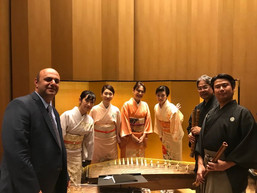 Japanese Traditional Music Show in Tokyo - The koto and shamisen: two very different string sounds