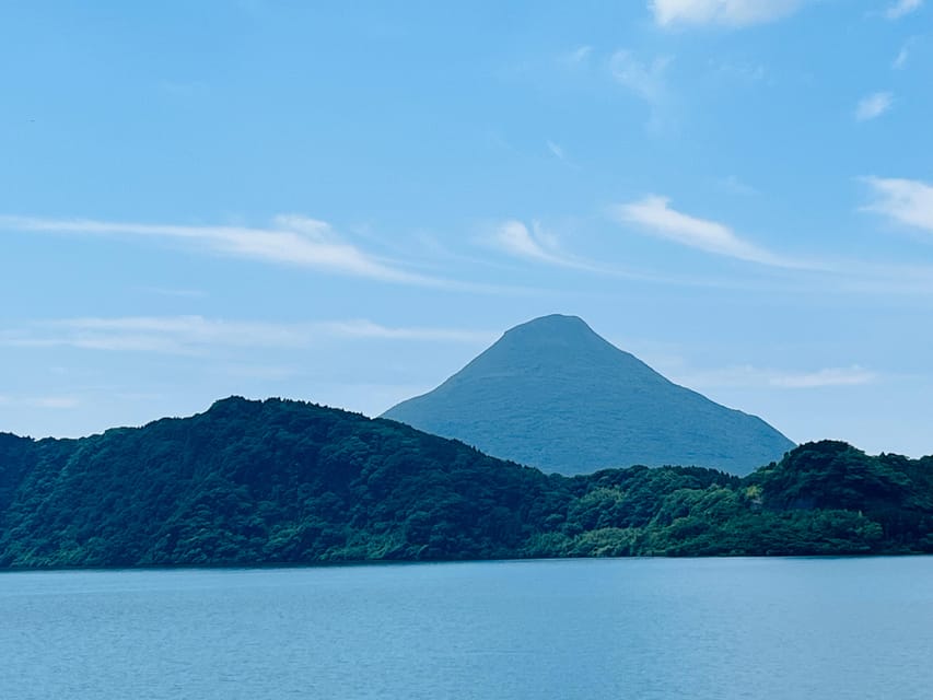 Kagoshima: Ibusuki City and Mount Kaimon Dake Tour - Lake Ikeda, Chirin Island, and photo stops