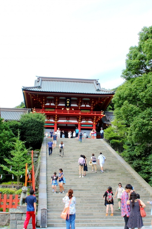 Kamakura Temples Private Guided Tour from Tokyo - Lunch and Komachi Street