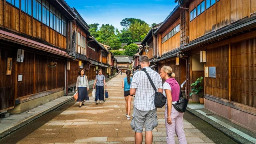 Kanazawa: City Highlights & Hidden Gems Private Walking Tour - Why this private Kanazawa walk works