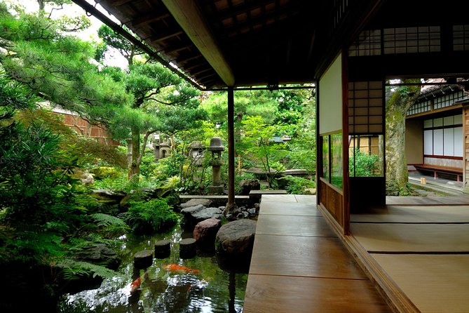 Kanazawa Full Day Tour (Private Guide) - Moving around without a private car
