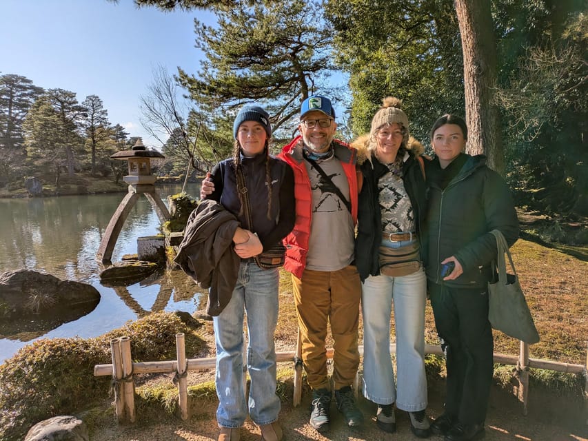 Kanazawa: Half-Day Private Guided Tour - Kenroku-en and the gardens of Lord Maeda