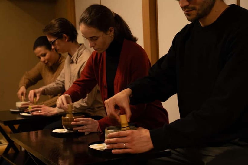 Kanazawa: Kenrokuen Tea Ceremony Experience - A one-hour window into Kanazawa tea culture